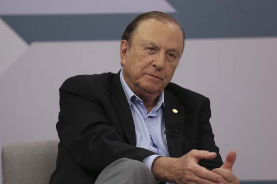 Eymael registra candidatura à Presidência no TSE