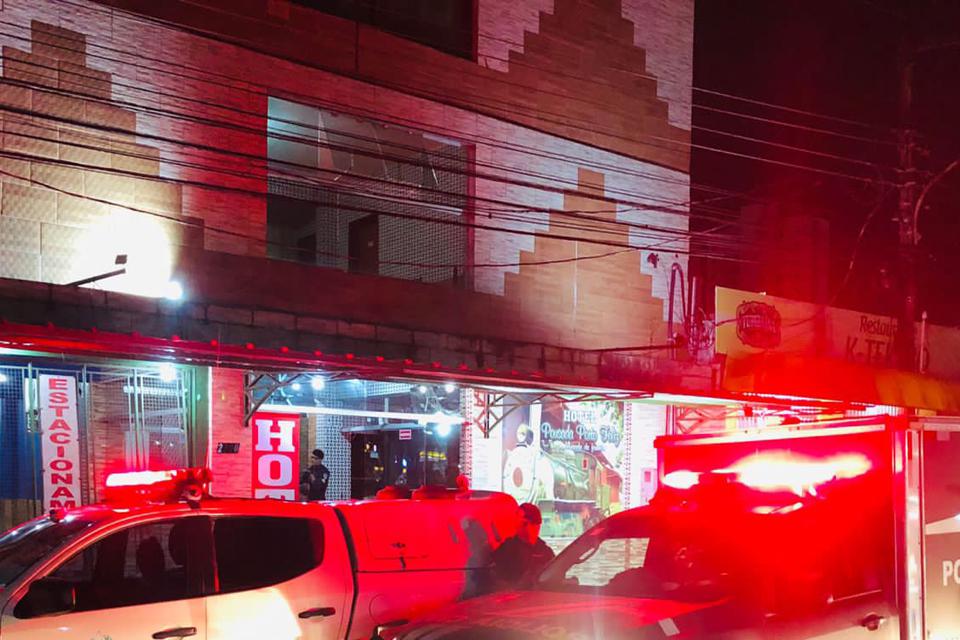  Homem é encontrado morto em quarto de pousada ao lado da rodoviária