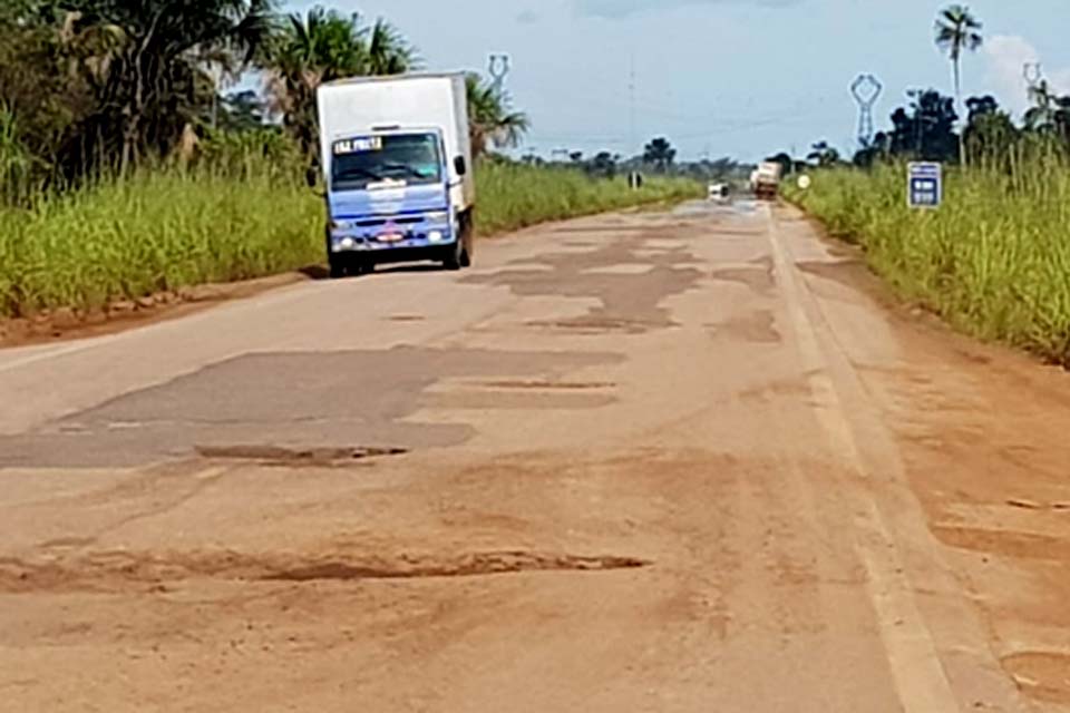 DNIT inicia serviços de manutenção na BR-364 em Rondônia