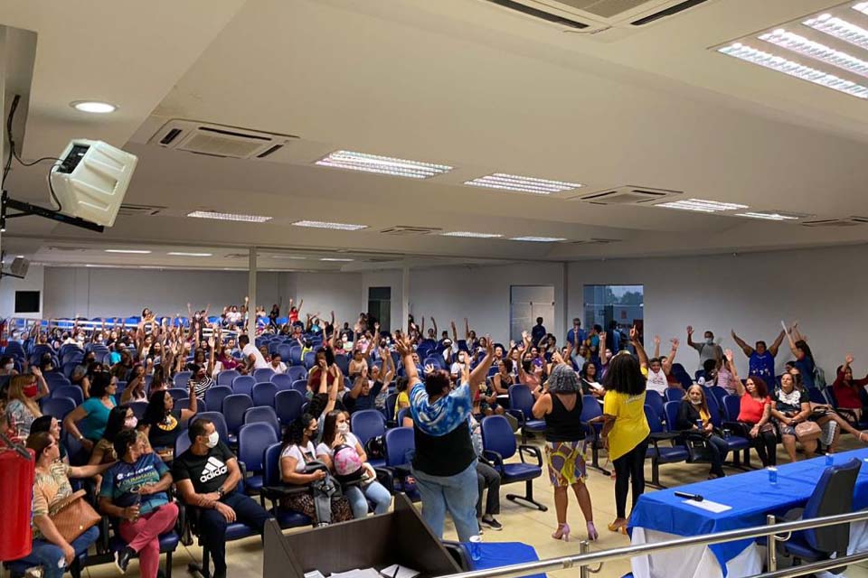 SINTERO, Sindeprof e Sinprof convocam professores municipais de Porto Velho para dia de Paralisação em defesa do Piso do Magistério