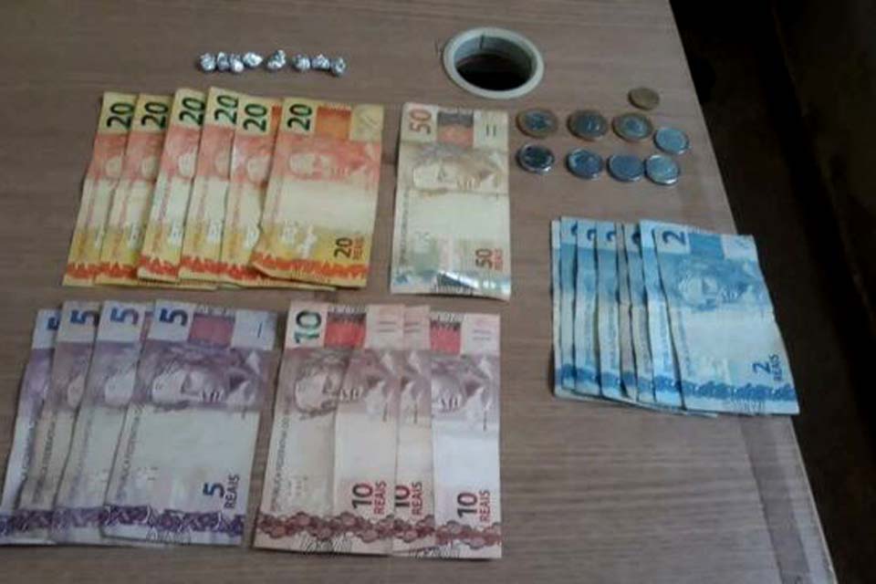 Polícia Militar prende homem por tráfico de drogas