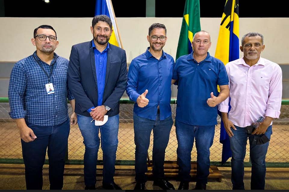 Deputado Anderson participa de audiência pública em Nova Califórnia para debater falta de água tratada na região