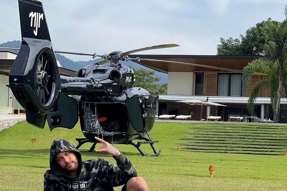Coleção particular de Neymar vai de Ferrari a helicóptero e vale quase R$ 200 milhões