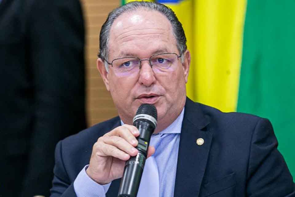 Deputado Pedro Fernandes acompanha Dia da Alegria em Buritis e destaca ações voltadas às famílias