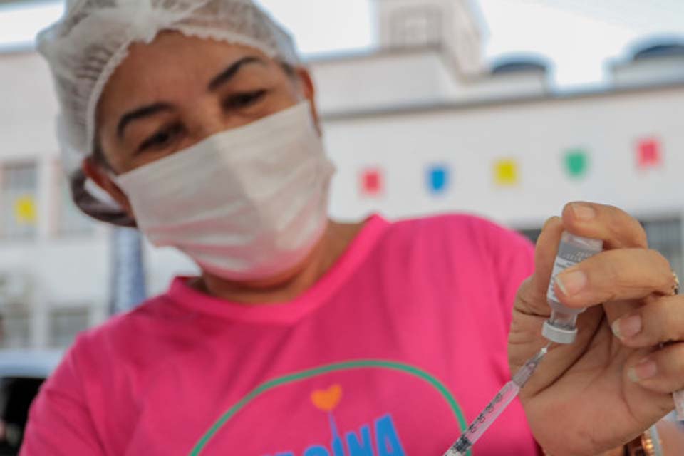 Pessoas a partir de 24 anos já podem se vacinar em Porto Velho