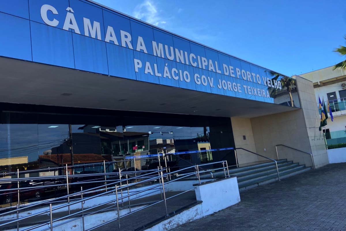 Câmara de Porto Velho busca manter repasse de 5% e alerta para risco de demissão de 300 servidores