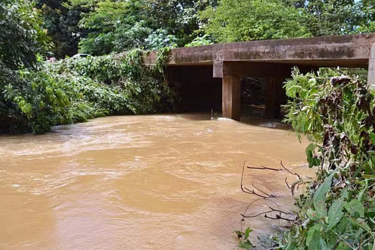 Cacoal segue em alerta com níveis elevados dos rios que cortam o município