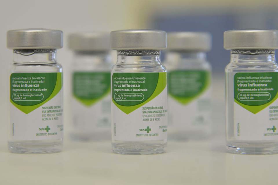 Campanha de vacinação contra gripe é prorrogada na capital paulista