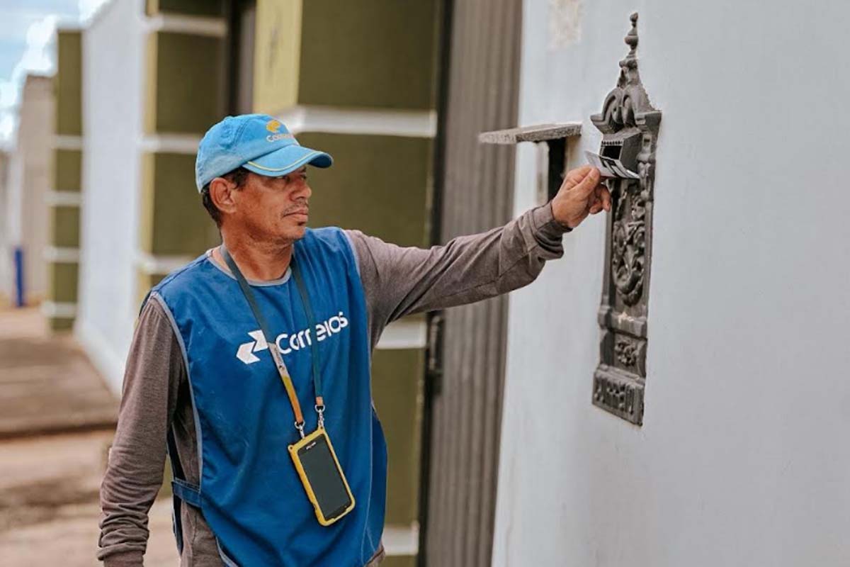 TST suspende julgamento de dissídio da greve dos Correios