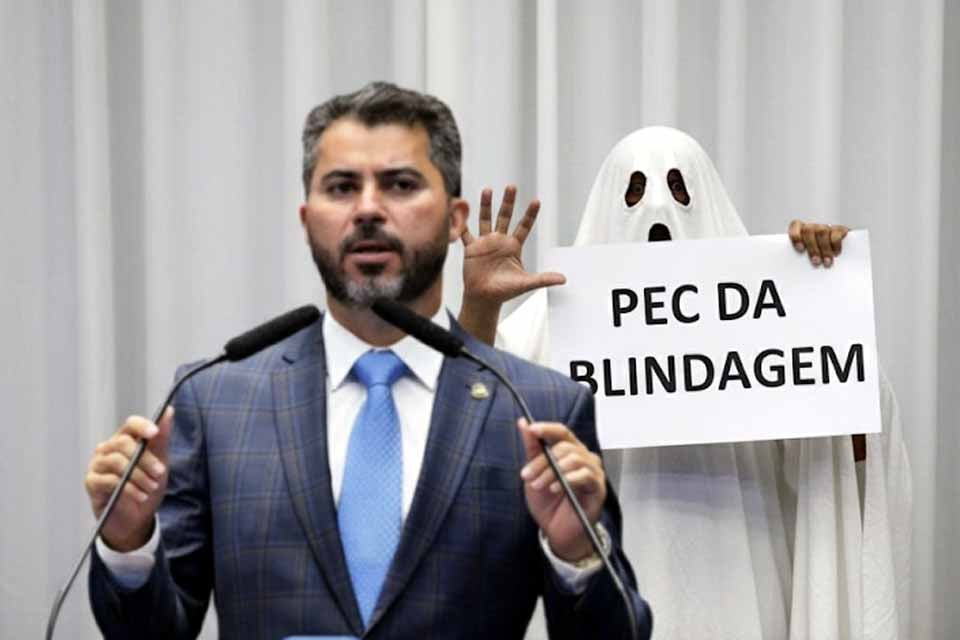 Posição contra o povo brasileiro e a favor da PEC da Blindagem deve assombrar Marcos Rogério em 2026