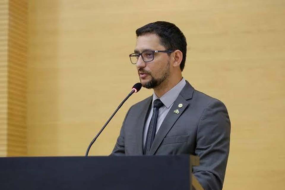 Governo atende solicitação do deputado Anderson Pereira e prorroga prazo para atualização cadastral de servidores 