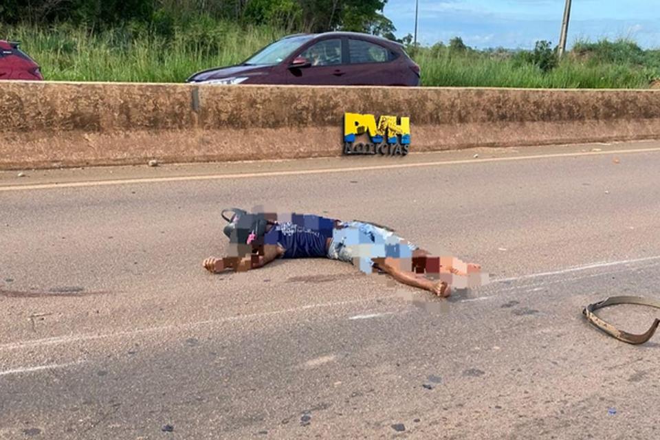 Motociclista sofre grave lesão na perna em acidente na BR-364