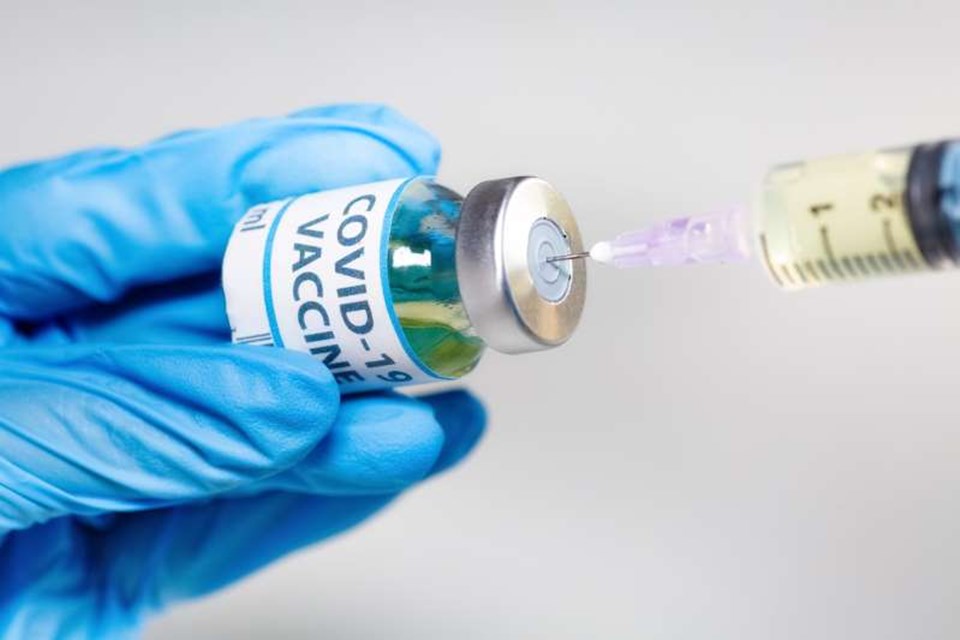 EUA anunciam vacina em fase final de testes em humanos