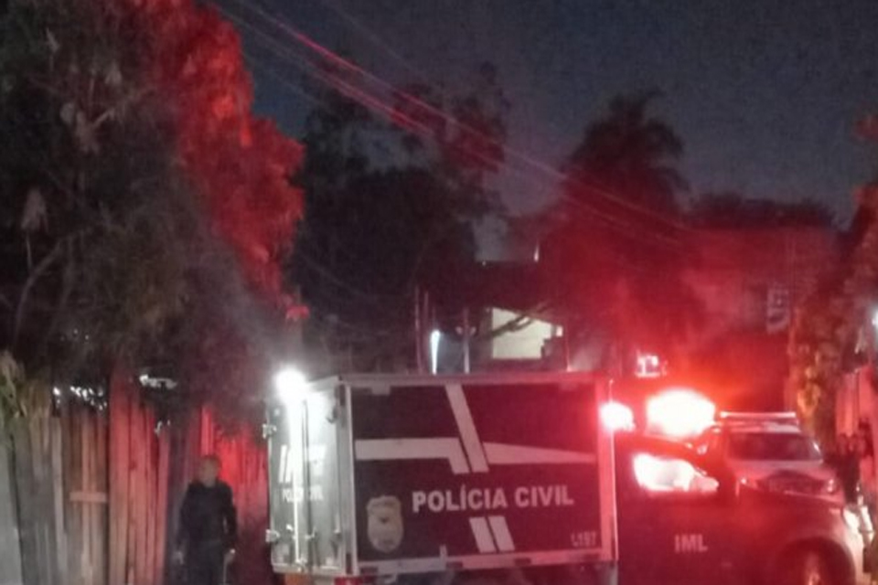 Homem é executado a tiros no quintal de residência no bairro Mocambo