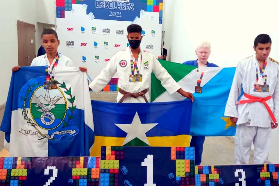 Judoca Danilo Silva é tricampeão da Paralimpíadas Escolares Brasileiro