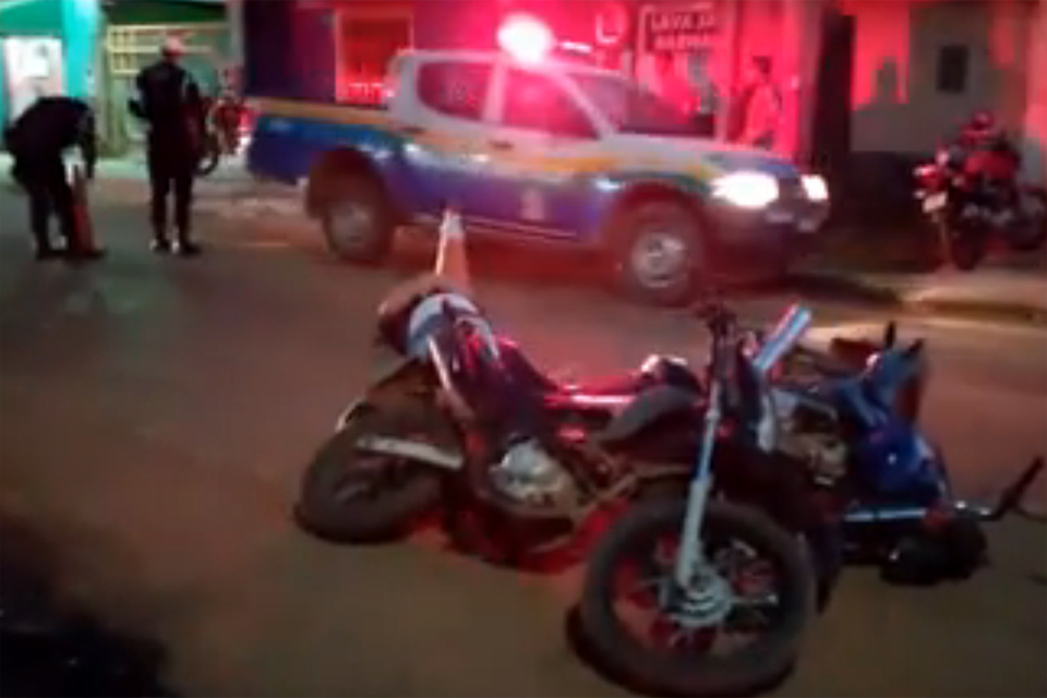 Colisão entre motos deixa duas vítimas lesionadas na zona sul 
