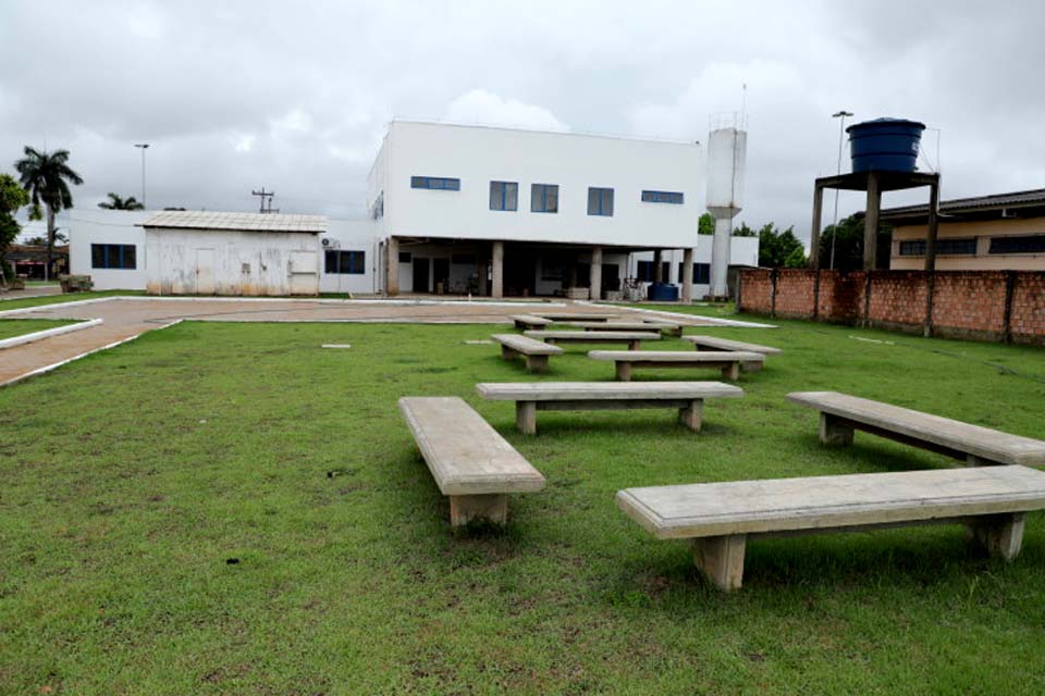 COLÉGIO PADRÃO- Reforma geral segue em bom ritmo e obra deve ser concluída em junho