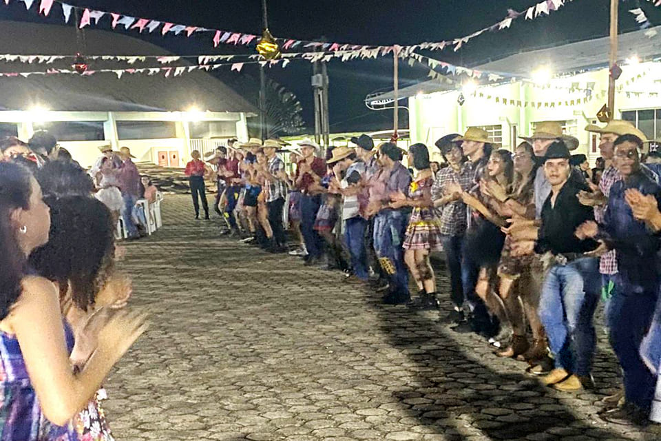 Campus Ji-Paraná realiza arraial com grande presença de público
