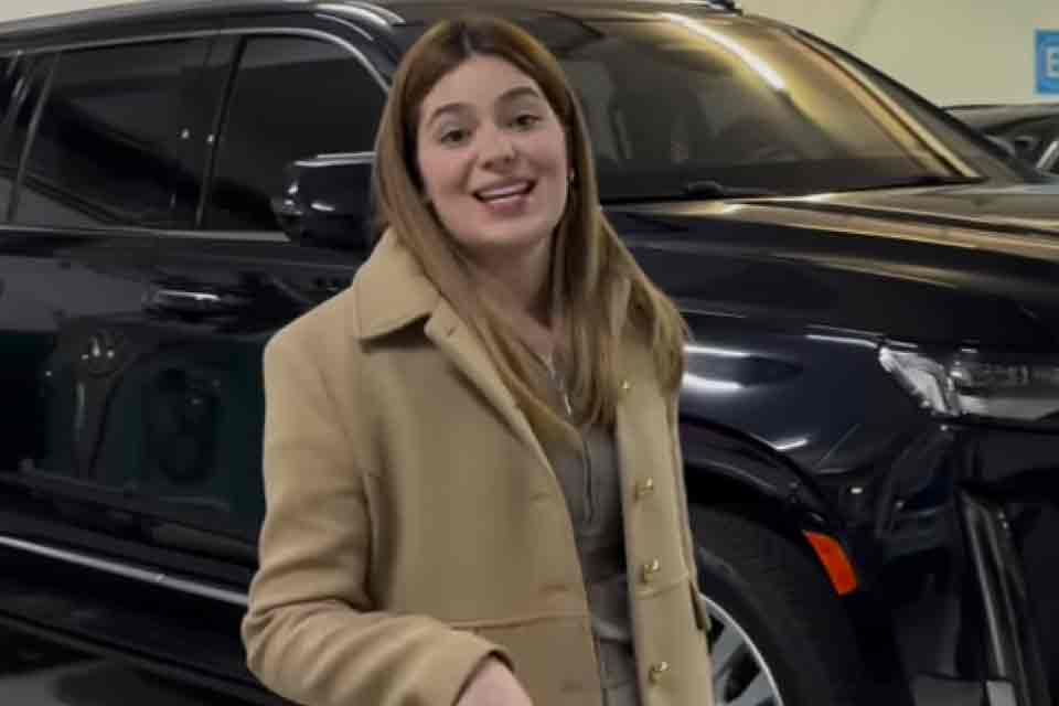 Viih Tube rebate crítica após comprar carro de R$ 1,4 milhão: “Trabalho muito”