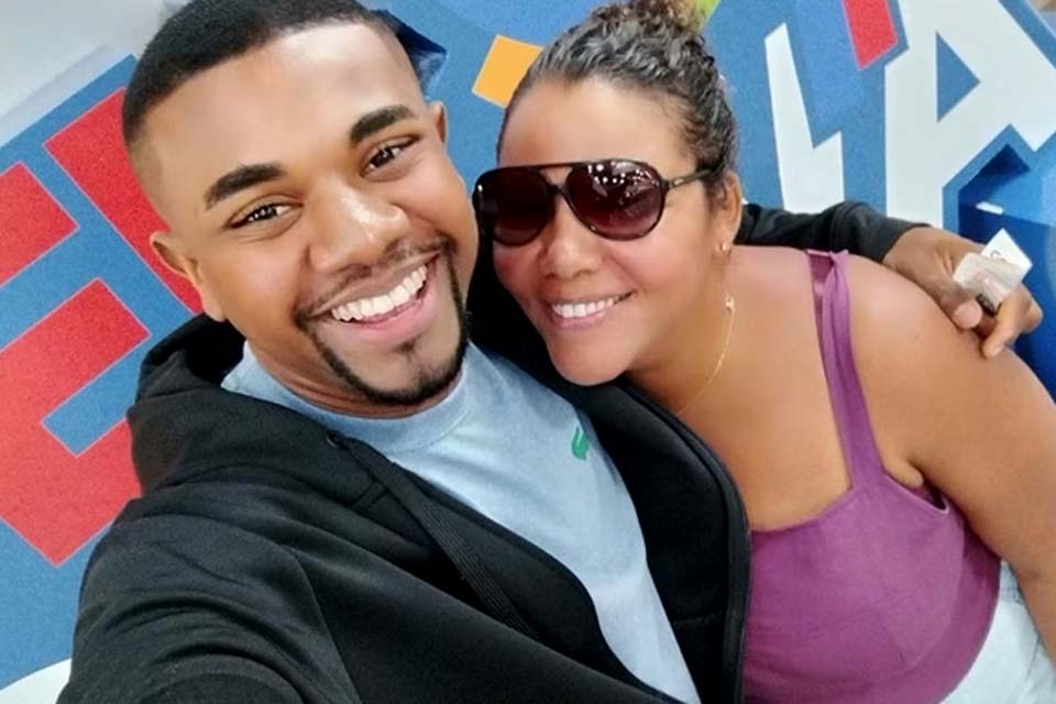 Revoltado, Davi se manifesta sobre o fim do namoro com Mani Reggo