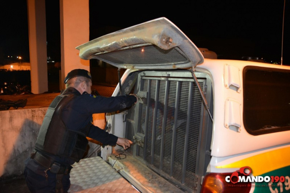  PM em Ji-Paraná prende dupla levando quase 4 quilos de Maconha para Espigão 