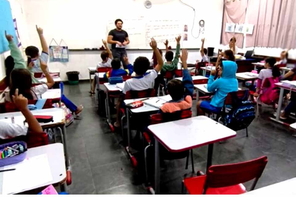 Semusa promove palestras educativas sobre prevenção da dengue em escolas