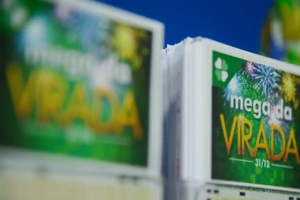 Mega da Virada: Cinco apostas vão dividir prêmio recorde de R$ 588,8 milhões