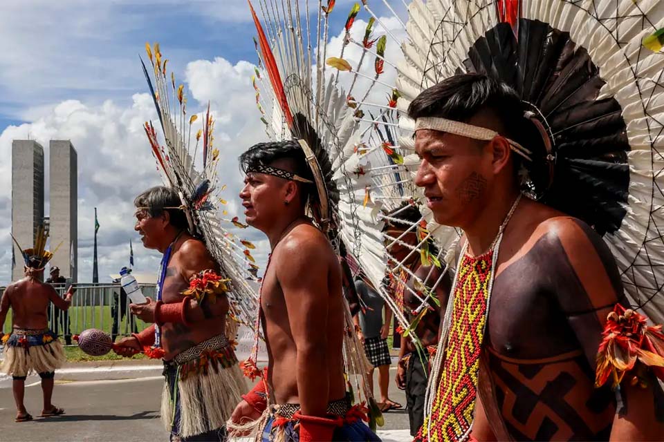 Indígenas criticam suspensão de ações contra o Marco Temporal