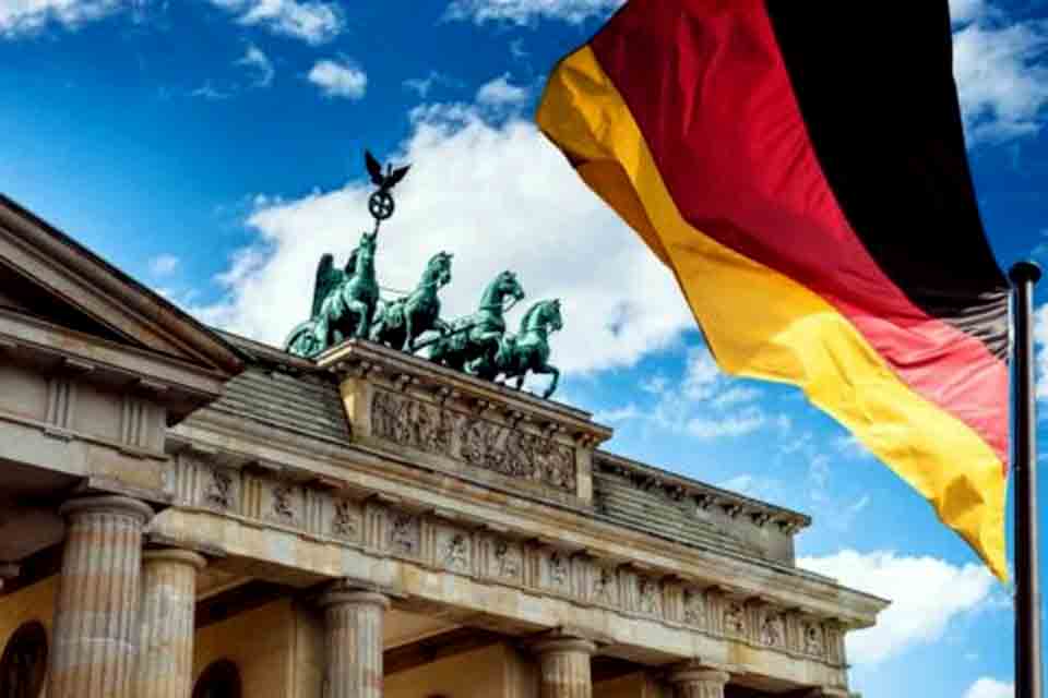 Tribunal alemão rejeita recursos contra obrigatoriedade de vacina