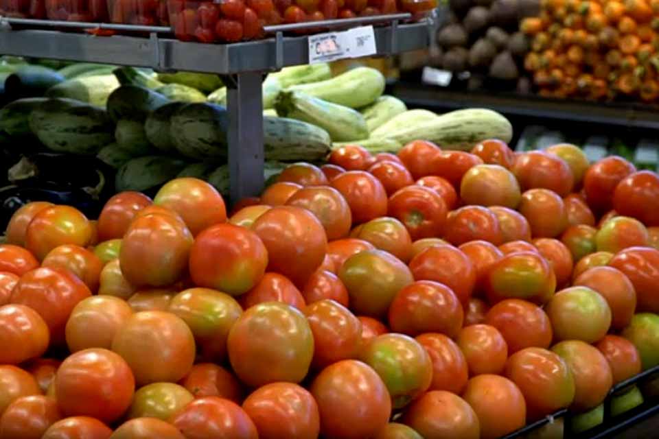  Custo da cesta básica cai em 22 capitais em setembro