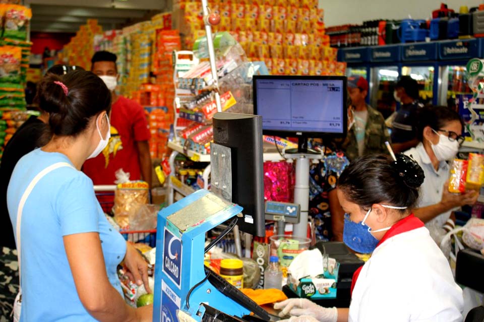 Proncon alerta consumidores para o uso de máscaras durante as compras em Rondônia