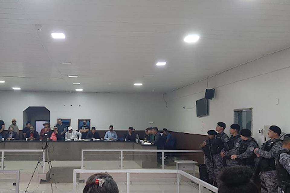 Vereadores de Guajará-Mirim deliberam sobre denúncias contra prefeitas