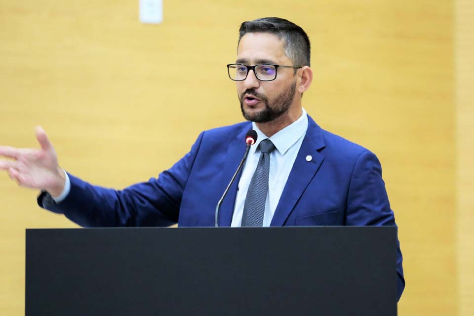 Deputado Anderson parabeniza excelente atuação dos policiais penais da Umesp em Porto Velho