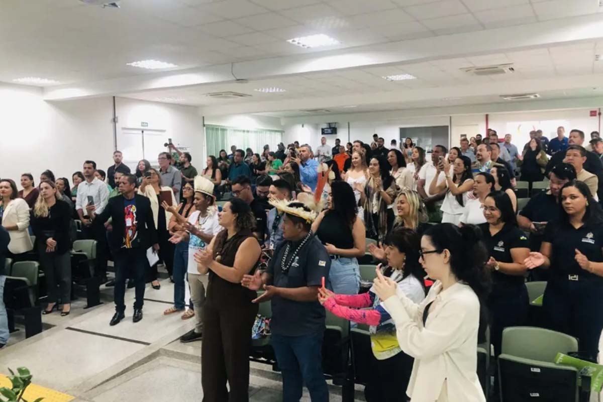 Educação profissional qualifica mão de obra para setor turístico e apresenta avanços no encontro em Guajará-Mirim