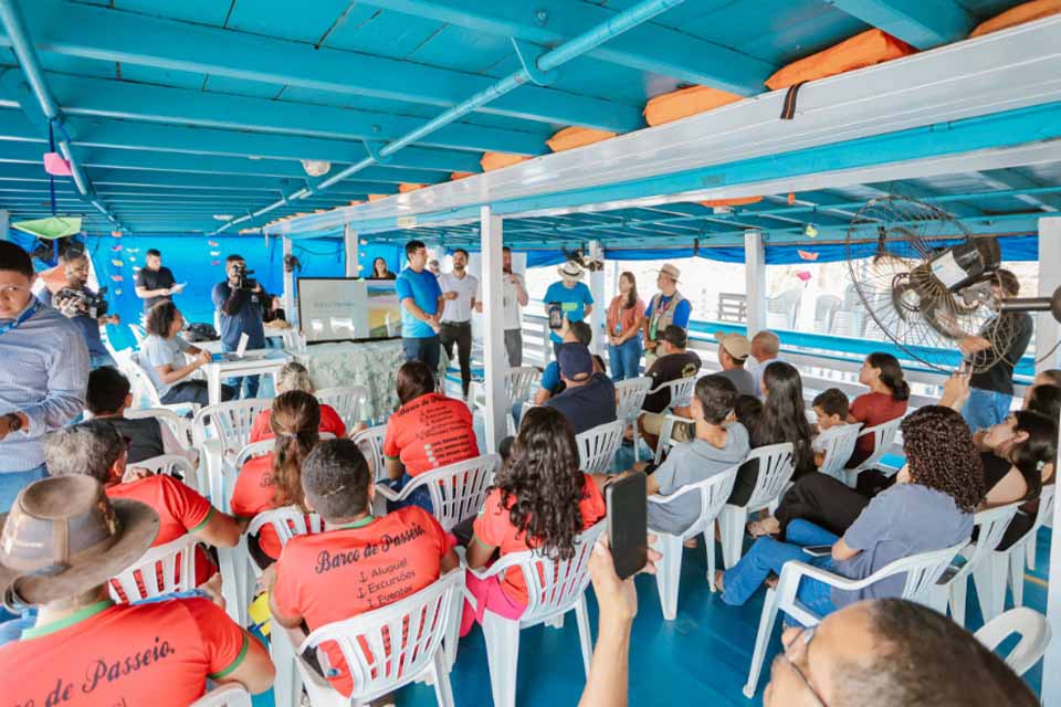 Prefeitura de Porto Velho encerra capacitação para barqueiros que realizam passeios turísticos no rio Madeira