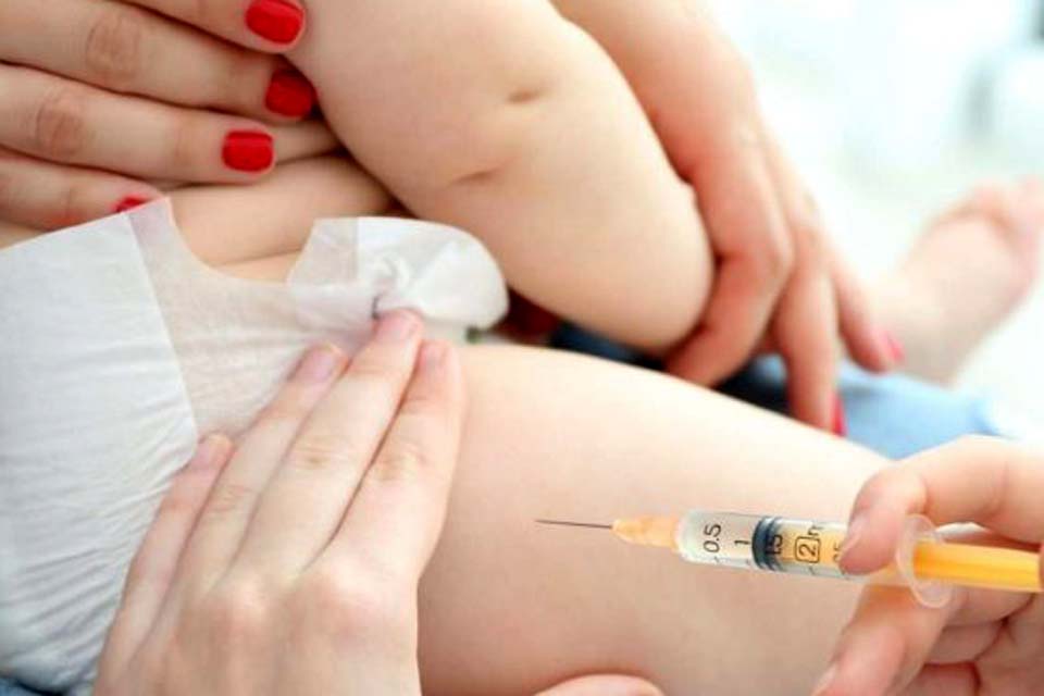 Neste sábado(18), a SEMUSA realiza dia de mobilização para atualização da caderneta com as vacinas Pentavalente e DTP