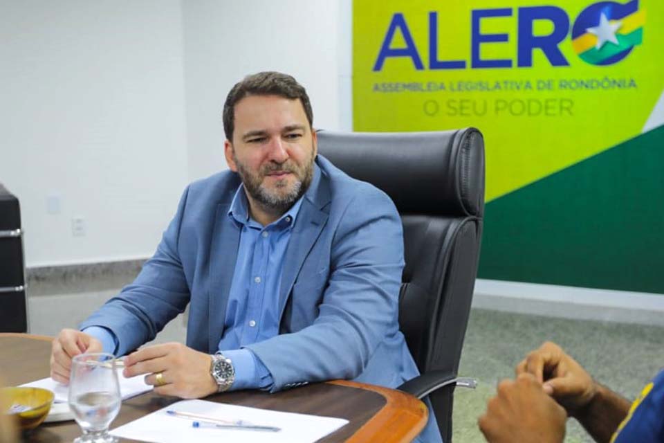 Presidente Alex Redano convida prefeitos, vereadores e lideranças para o 3º Fórum dos Legisladores Municipais