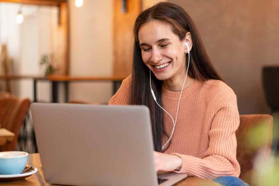 Pós-graduação EaD: flexibilidade que se adapta à sua rotina?