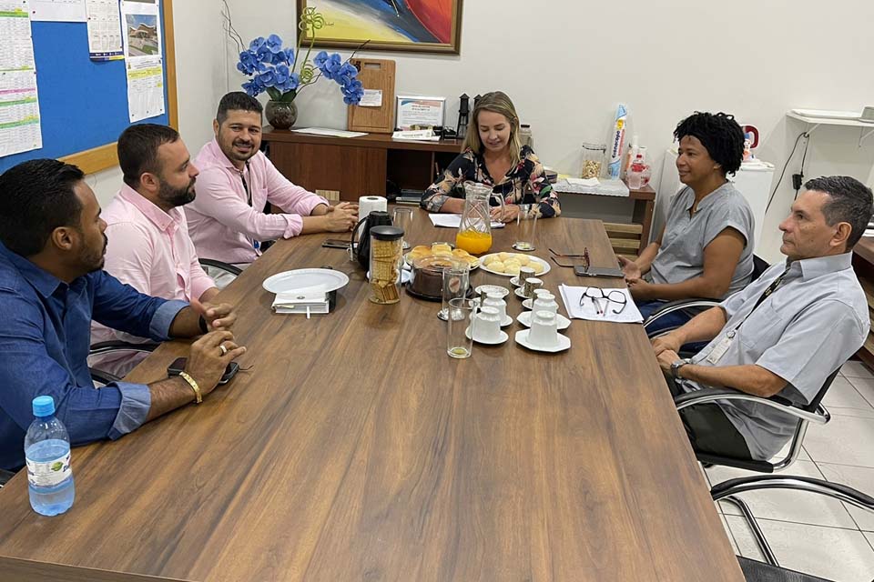 Sílvia Cristina se reune com representantes da Prefeitura de Porto Velho para definir recursos ao município