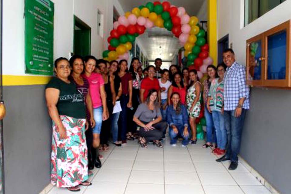 Com recepção calorosa, alunos da rede municipal iniciam ano letivo