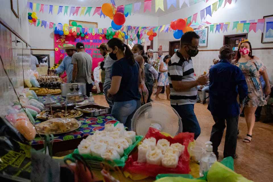 Arraial leva alegria a acolhidos em unidade socioassistencial de Porto Velho
