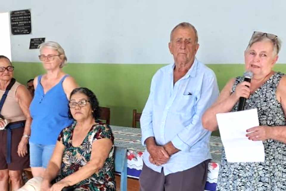Encontro fortalece laços e garante voz e acolhimento aos idosos do município