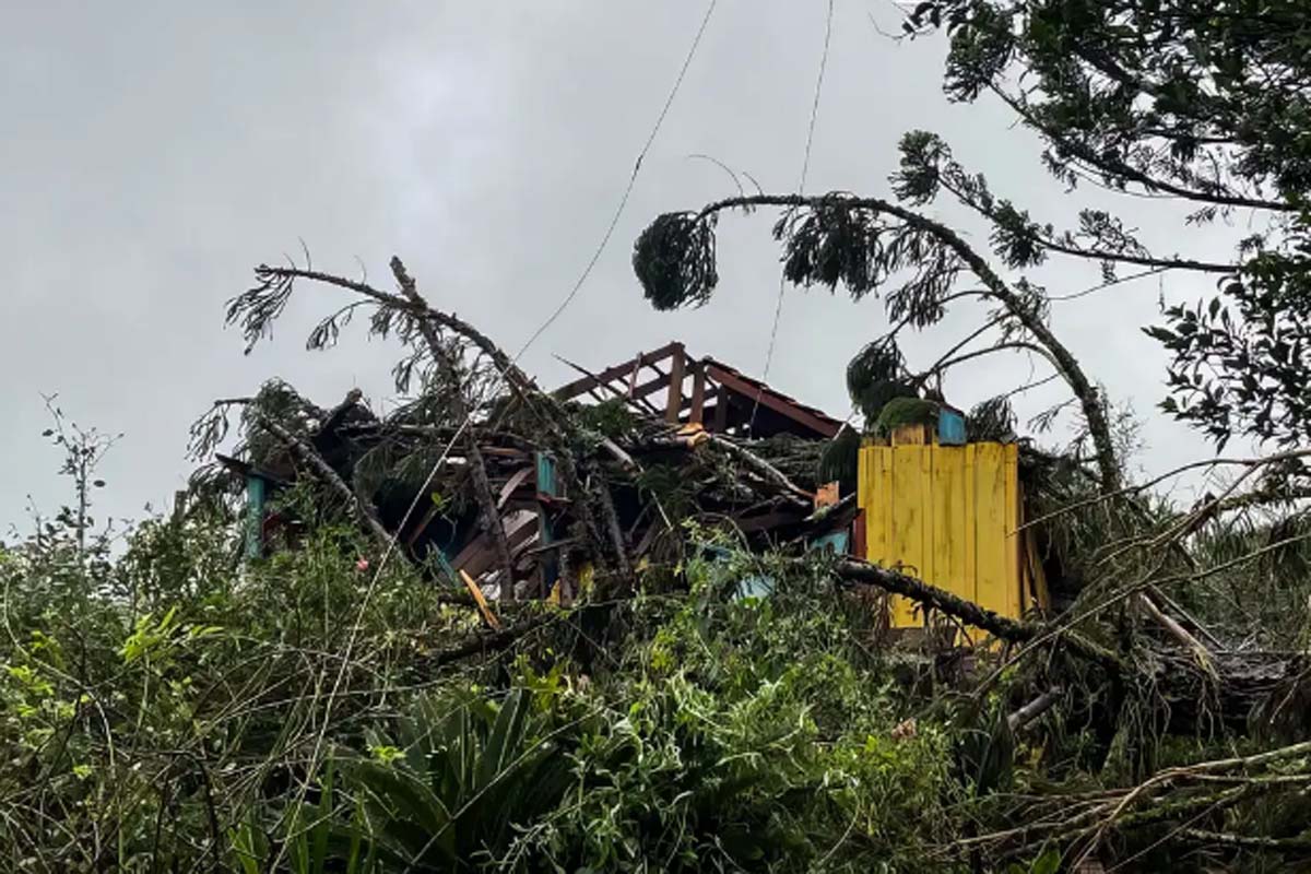 Tempestade, ventos fortes e granizo deixam Região Sul em alerta