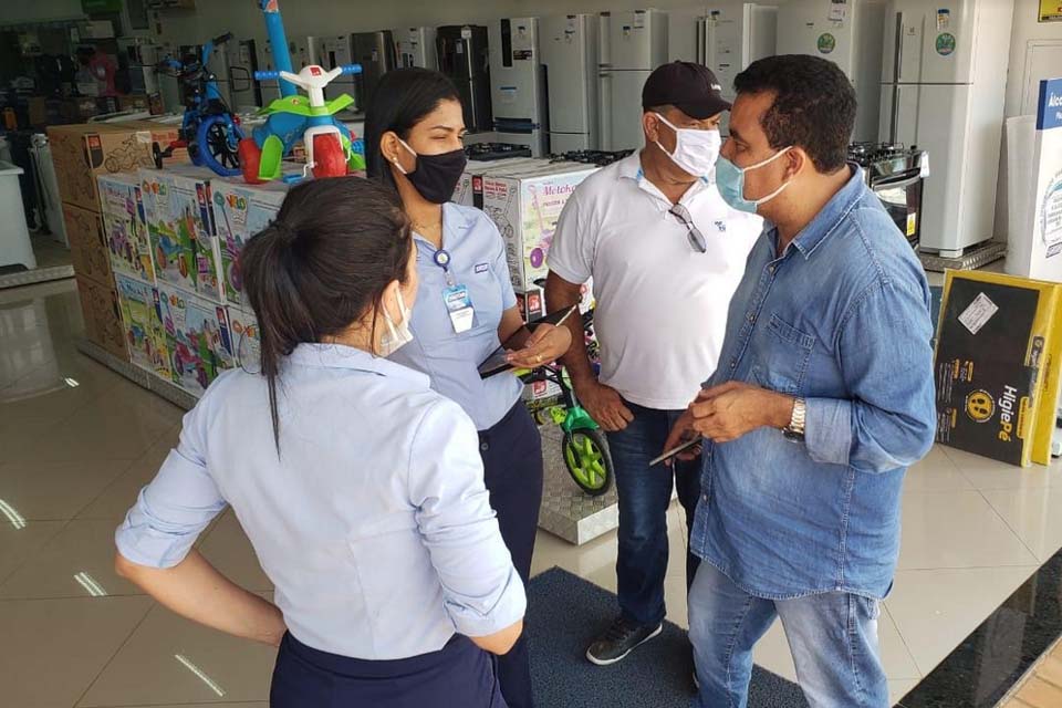 Lindomar Garçon apresenta seu Plano de Governo nos Distritos de Porto Velho