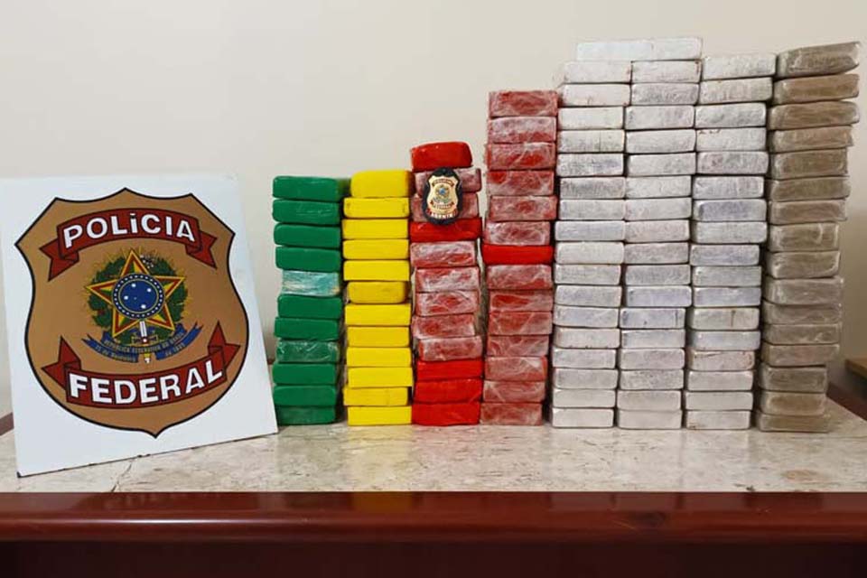 PF prende dois homens e apreende 120kg de cocaína em Rondônia