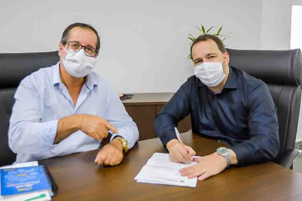 Waltão da obra agradece apoio do deputado estadual Alex Redano para recuperação de Zona Rural