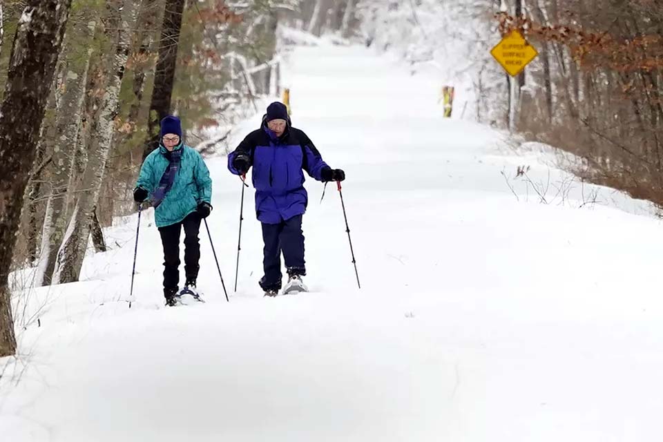 Nevasca nos EUA deixa ao menos 7 mortos e 3 desaparecidos