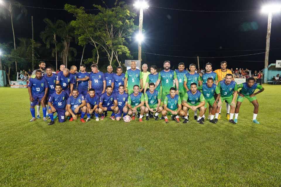 Lendas do futebol vivem jornada inesquecível em distritos de Porto Velho