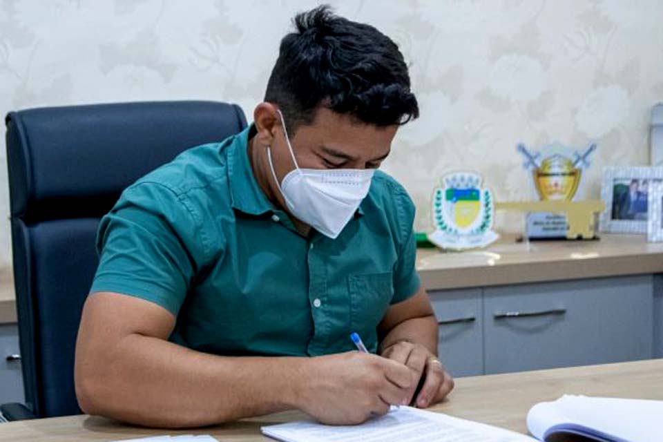 Prefeito edita decreto que proíbe transporte de pacientes em ambulâncias sem ar condicionado