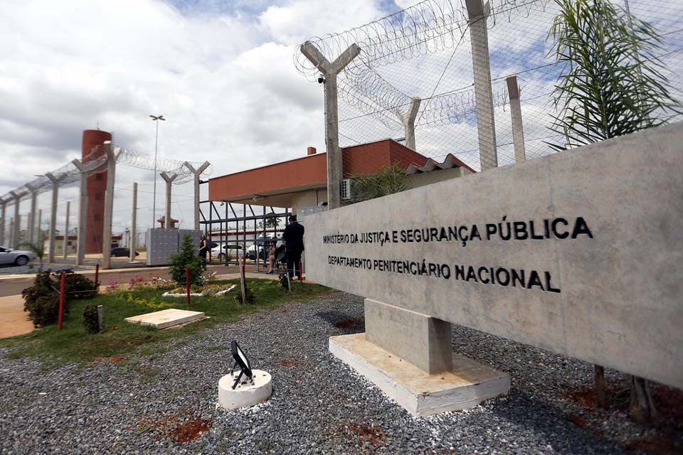 Polícia Civil busca desarticular célula do PCC no Distrito Federal